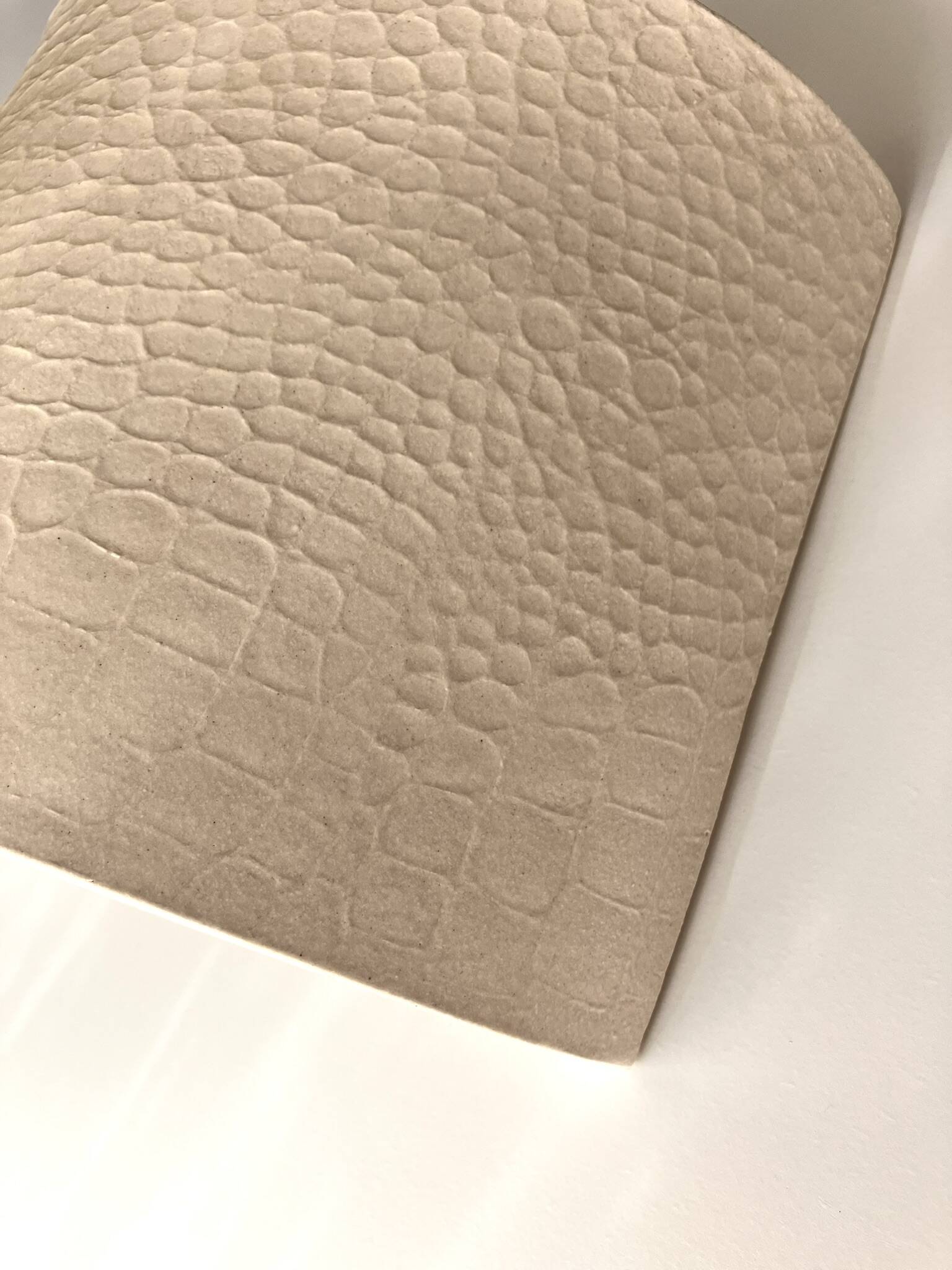 Matte glazed ceramic crocodile print wall light - French manufacture