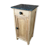 Furniture in raw wood and black marble