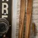 Paire de ski vintage en bois