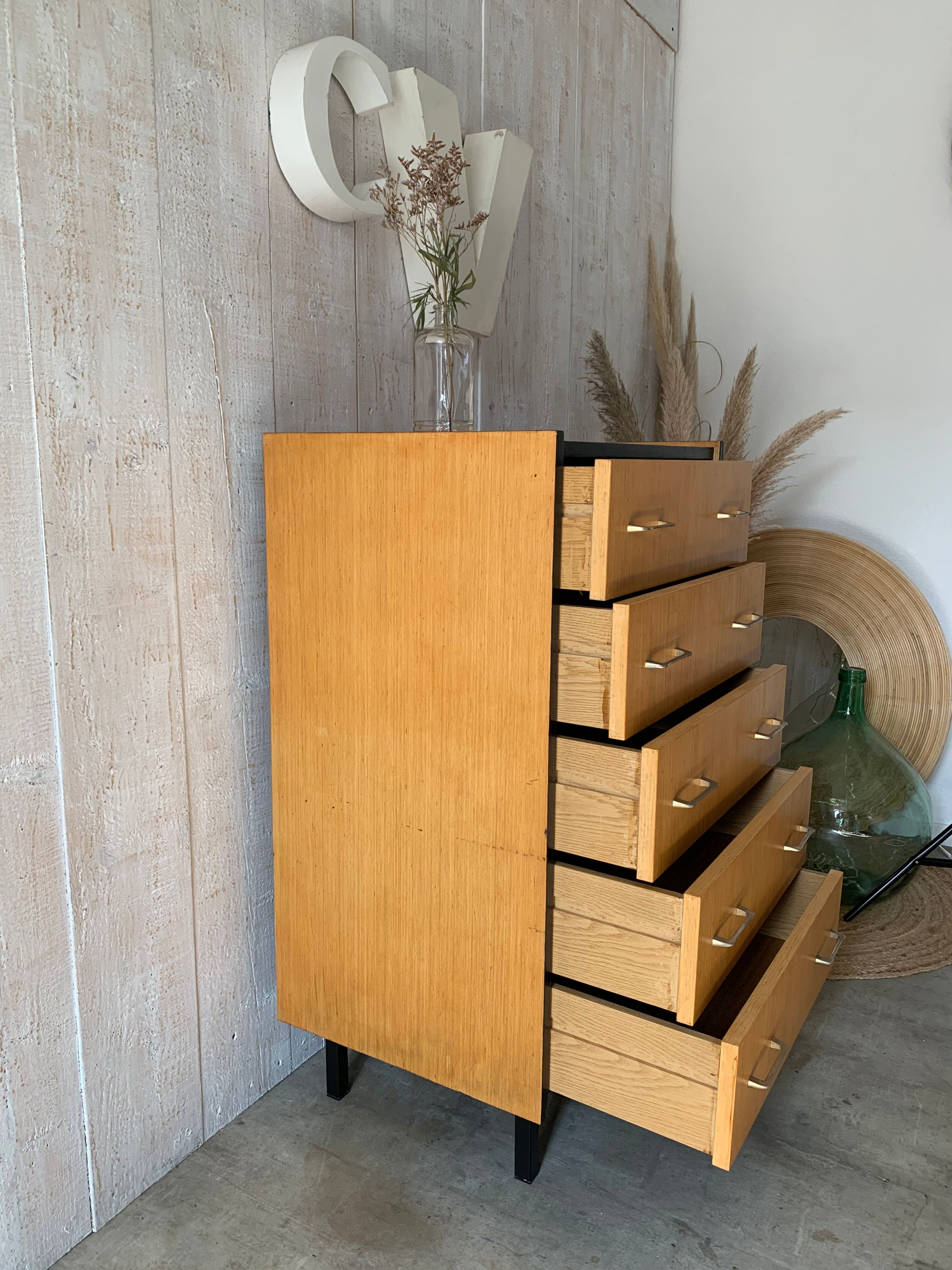 Modernist dresser
