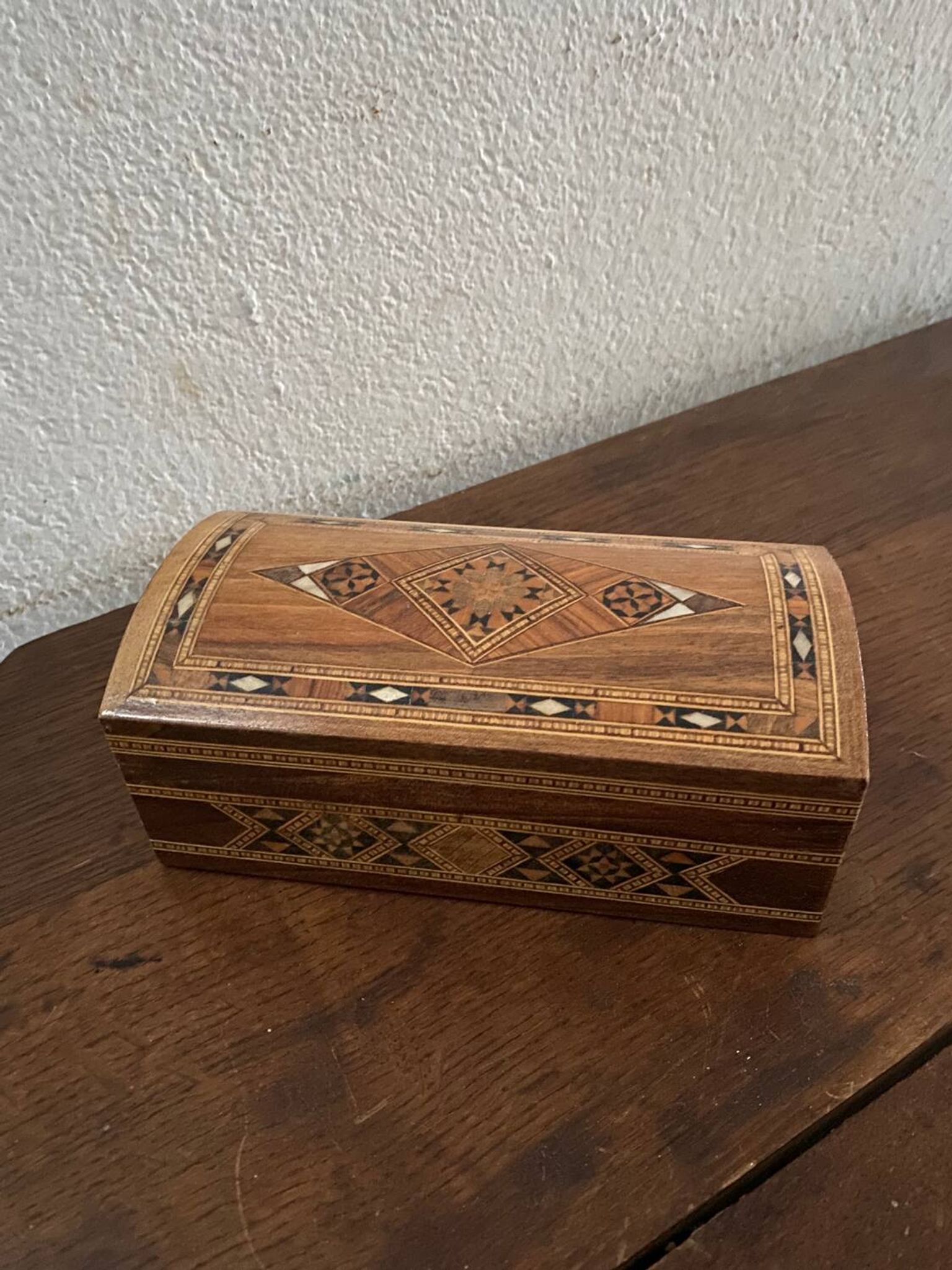 Boîte syrienne en marqueterie et nacre.