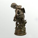 Bronze statue of two children carrying a bouquet of flowers, signed Auguste Moreau (1834-1917)