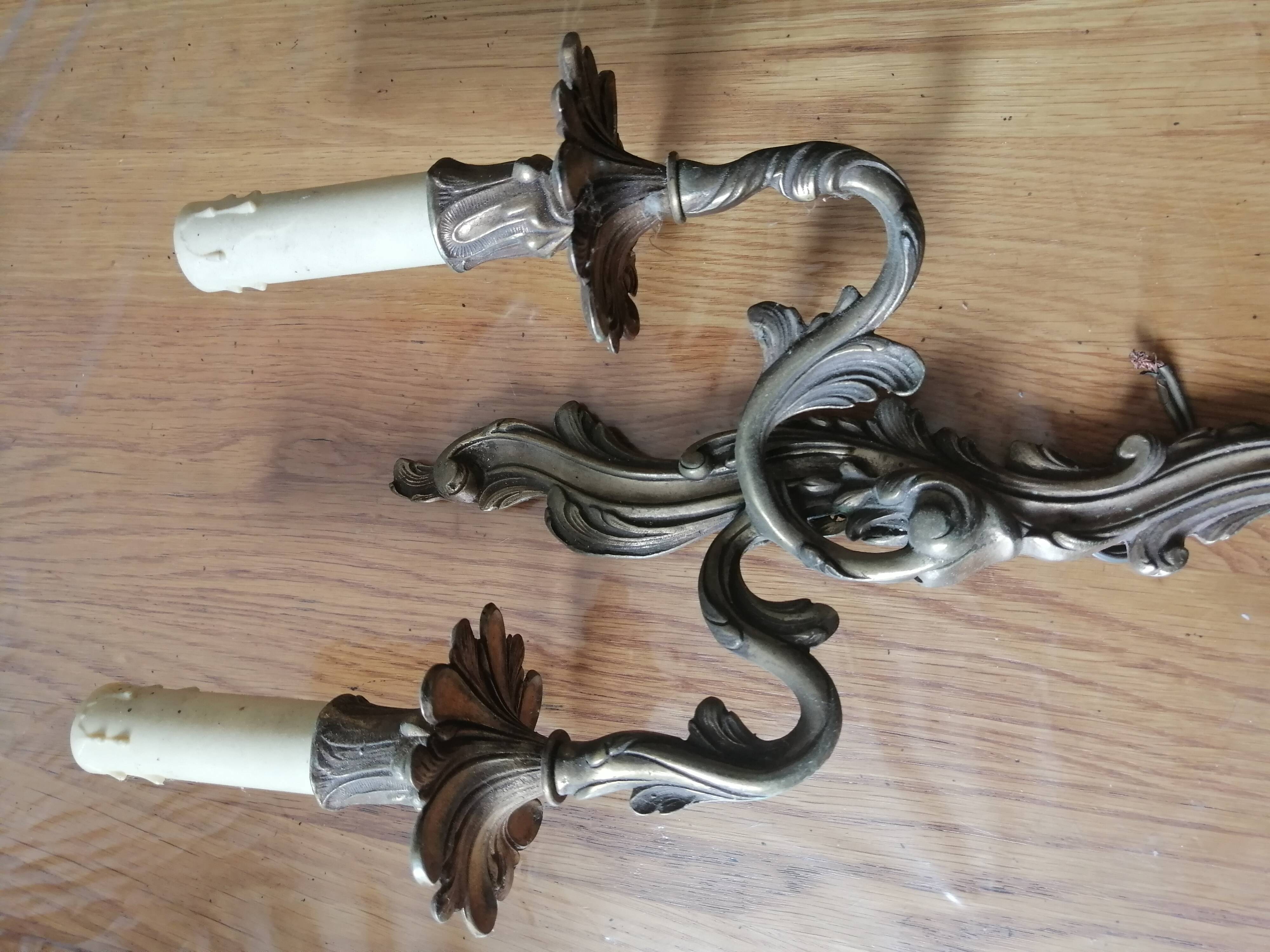 Pair of louis xv rocaille style bronze wall lights