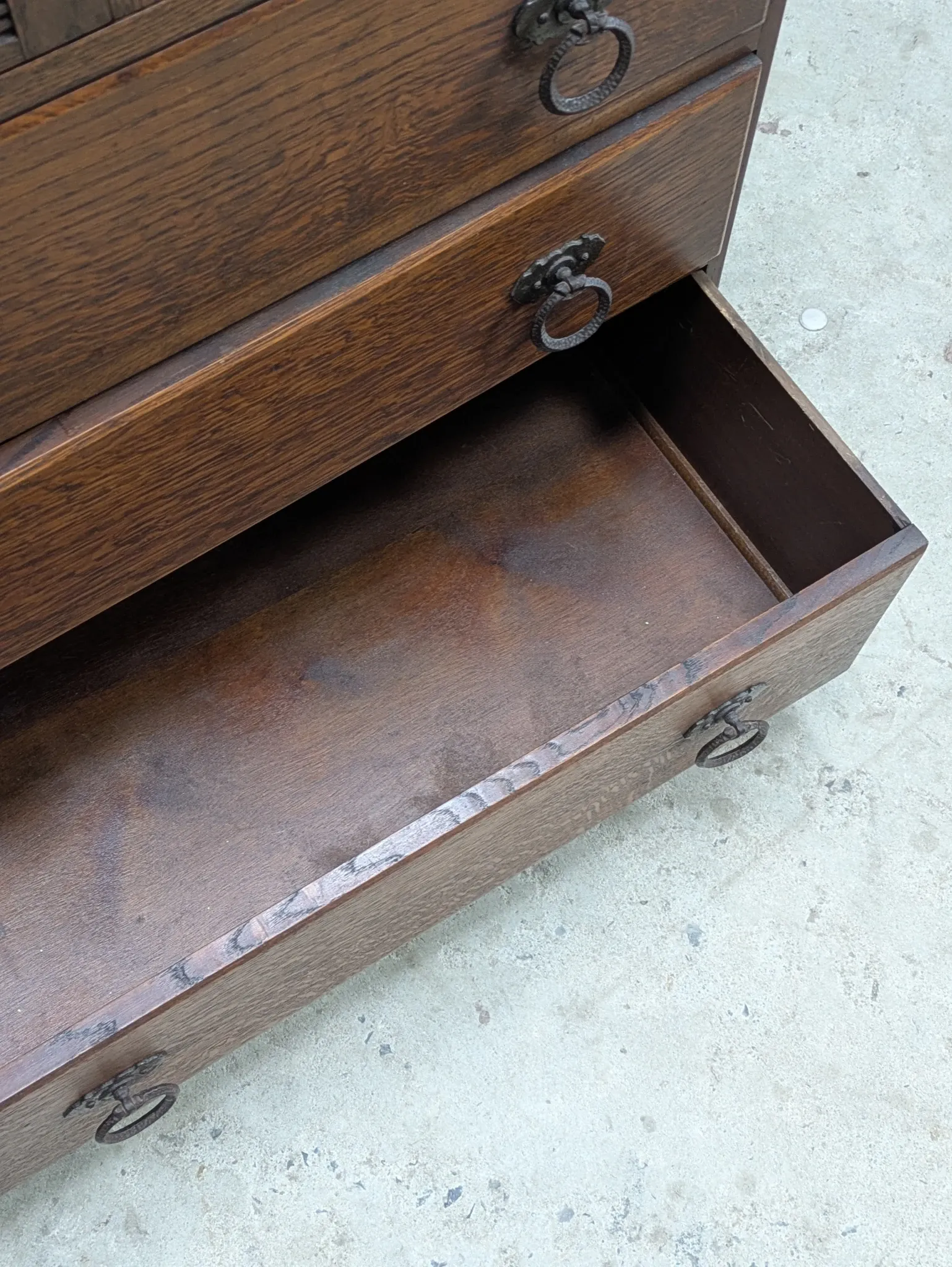 English high chest of drawers