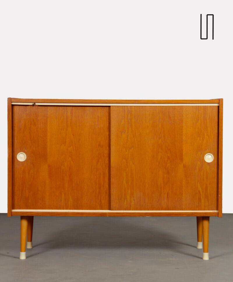 Chest of drawers published by Zapadoslovenske Nabytkarske Zavody, 1960