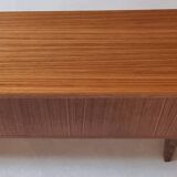 Lowboard du milieu du siècle