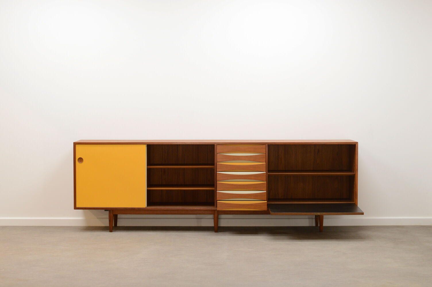 Enfilade 29A par Arne Vodder pour Sibast, Danemark 50