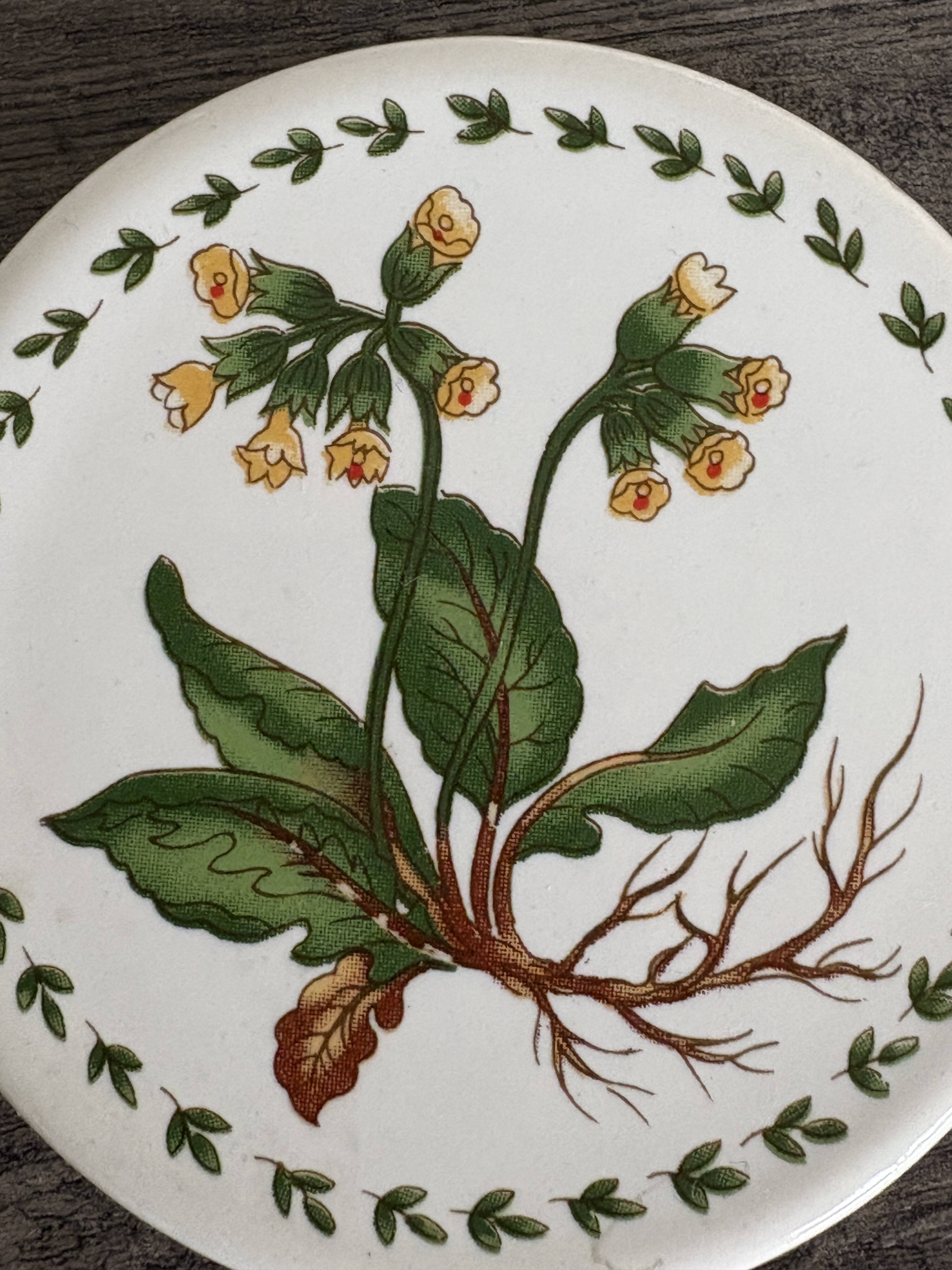 Pair of vintage infusion mugs.