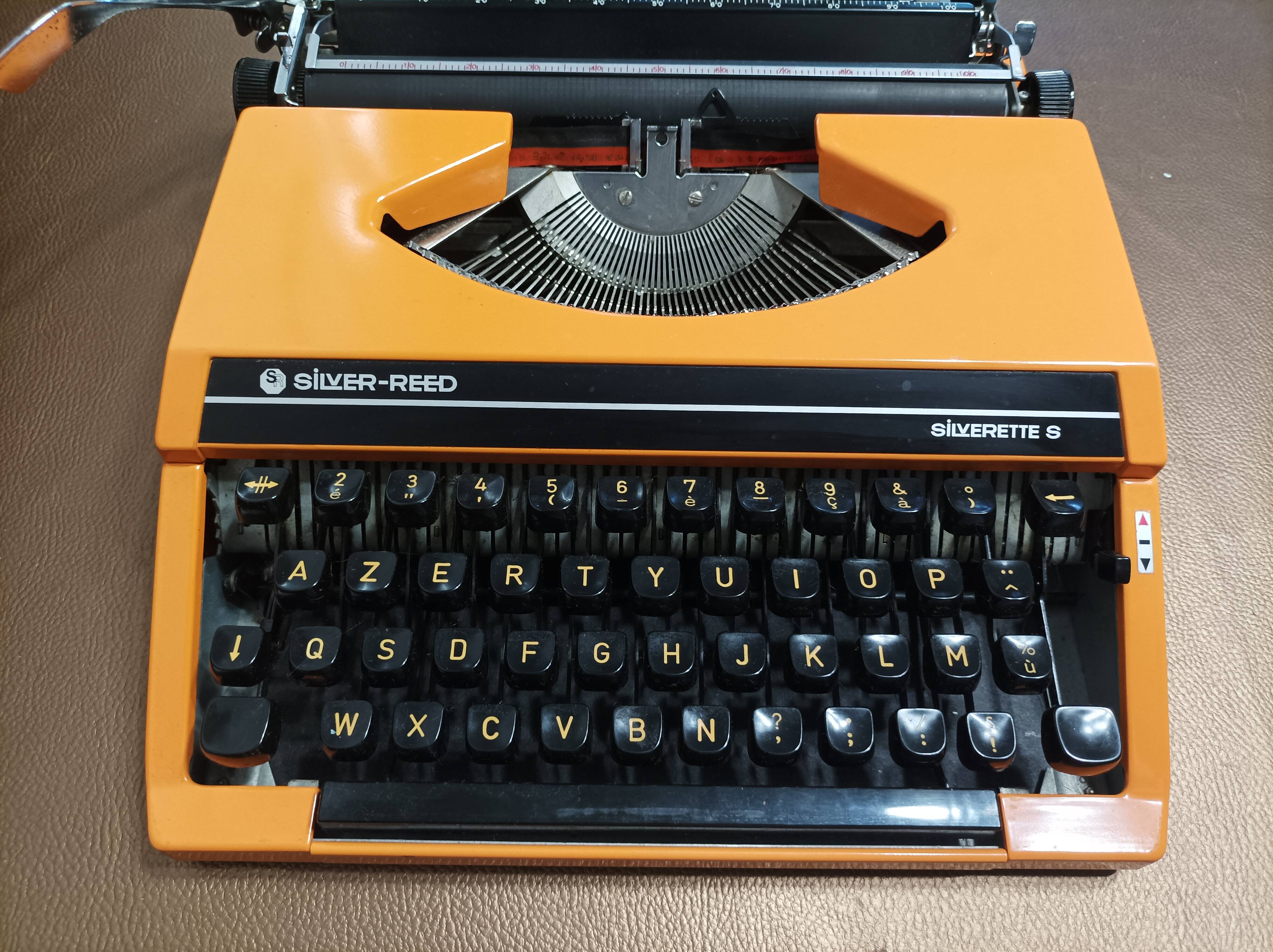 Silver Reed Silverette S Typewriter Orange