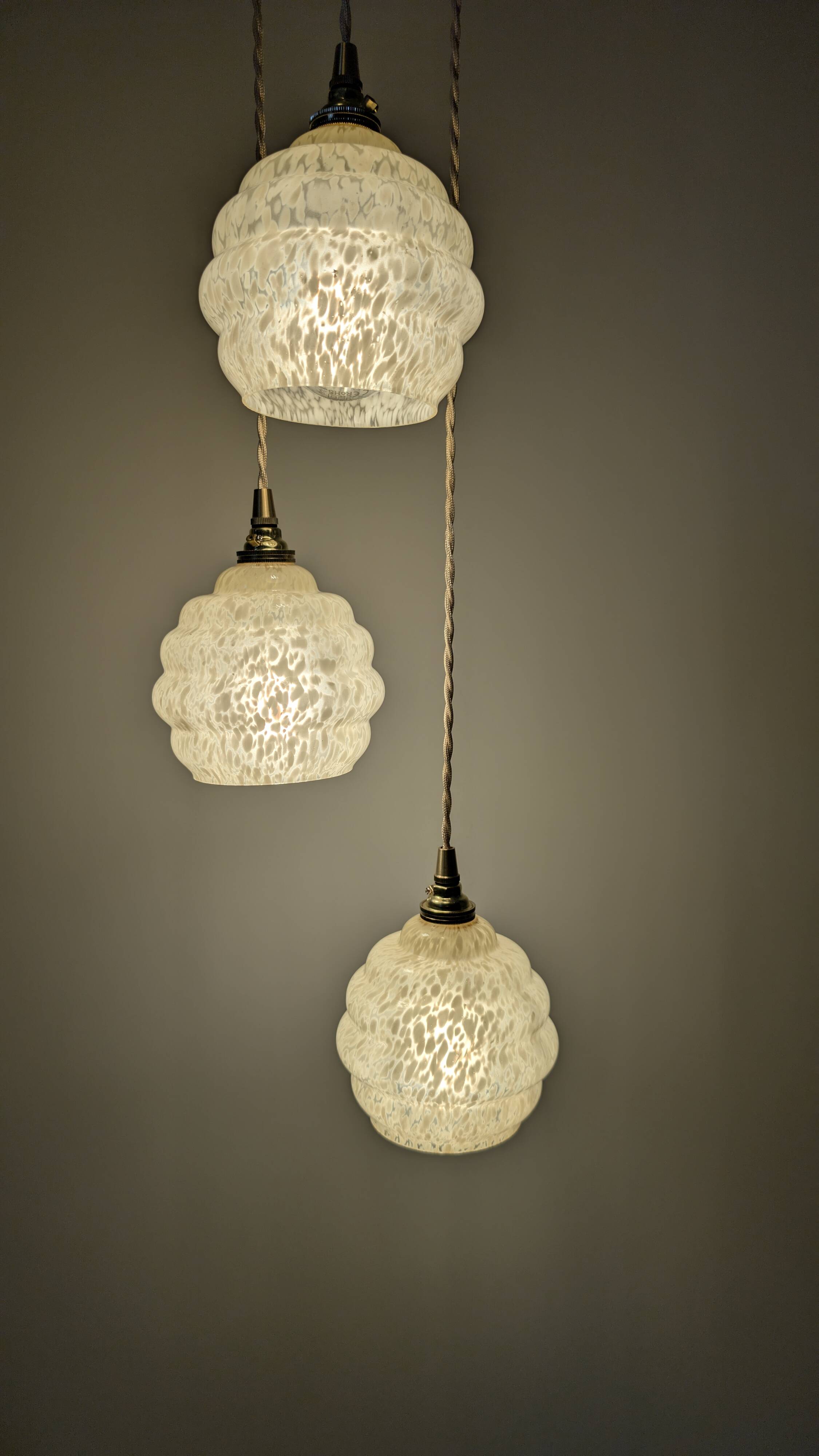 Vintage design chandelier in yellow Clichy glass
