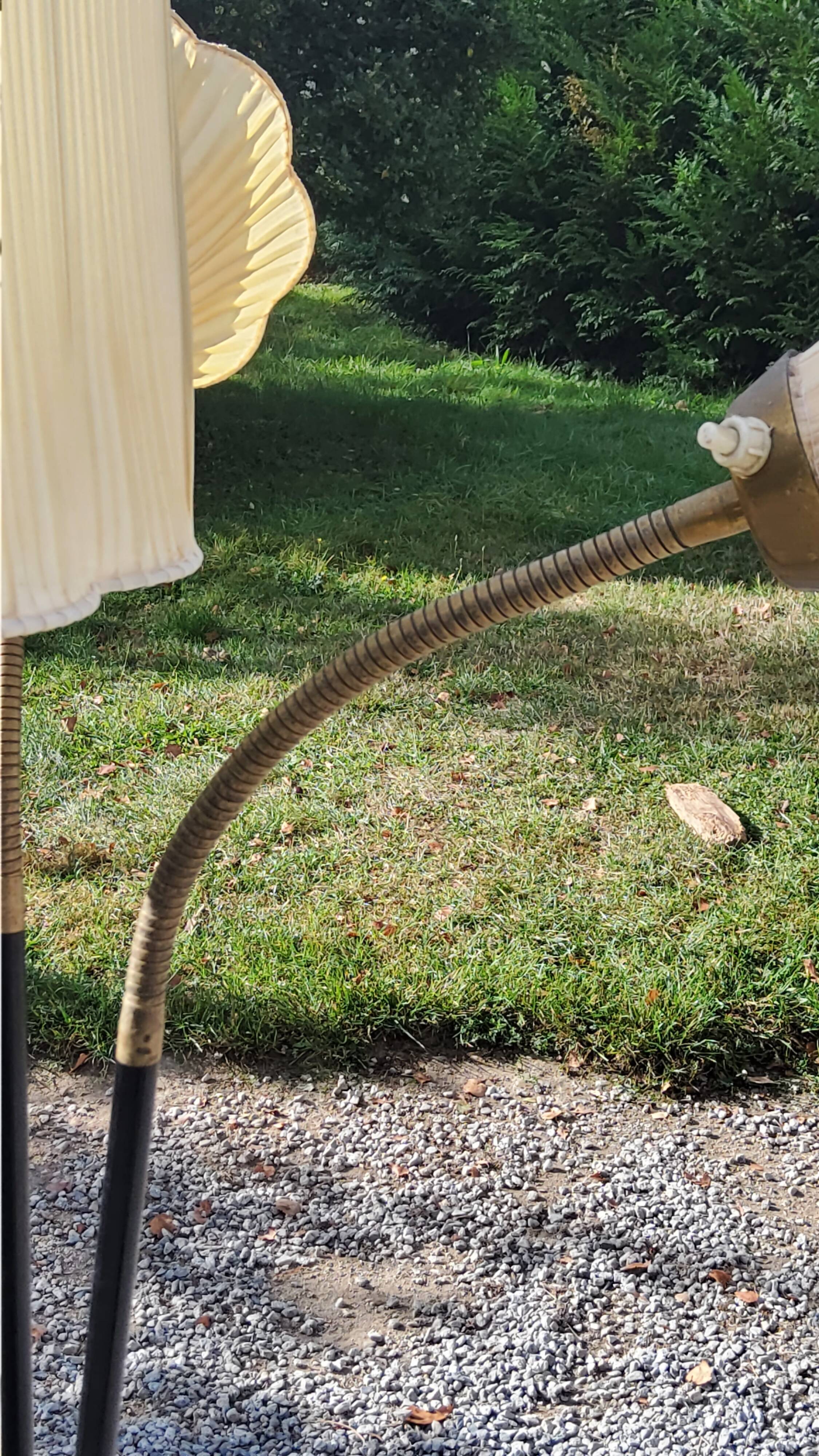 Vintage floor lamp from the 50s in metal and brass 4 flexible lights with tripod base