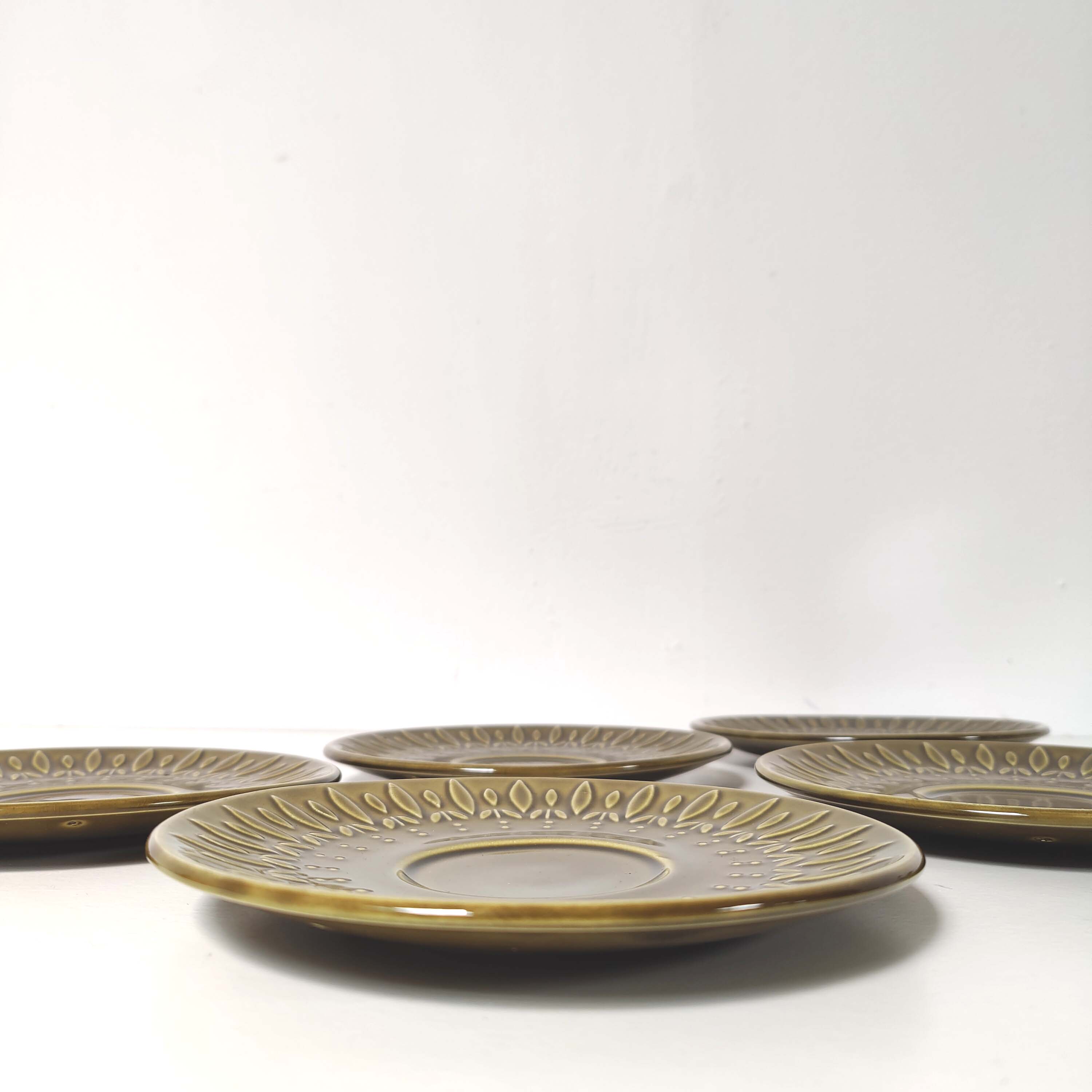 Lot 5 plates sarreguemines ceramic seventies