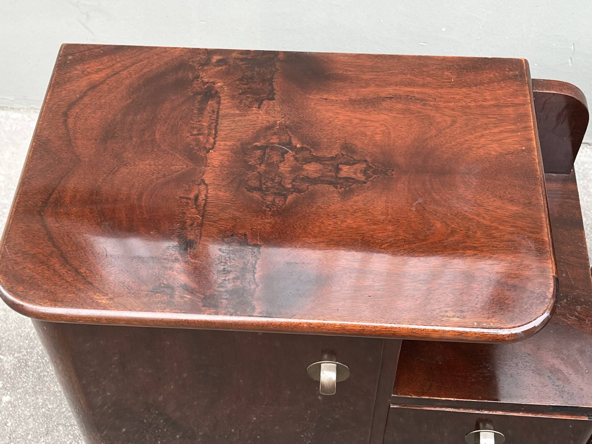Pair of Art Deco Mahogany bedside tables