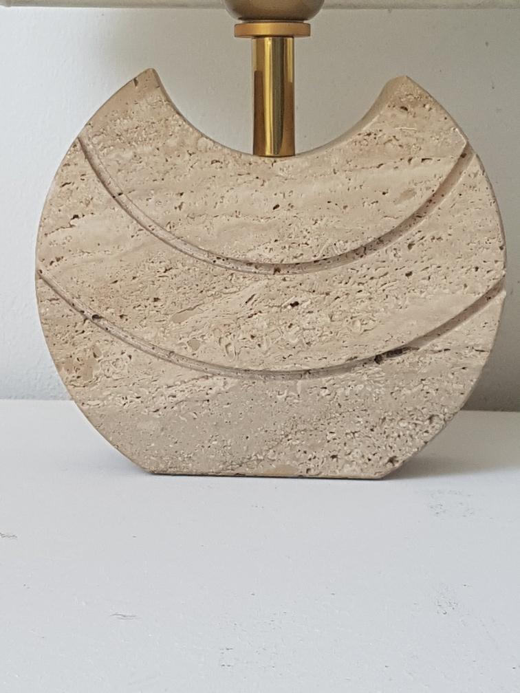 Lamp in travertine 70s