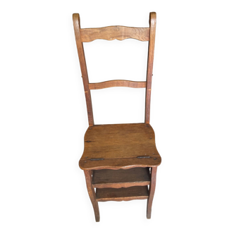 Wooden stepladder chair