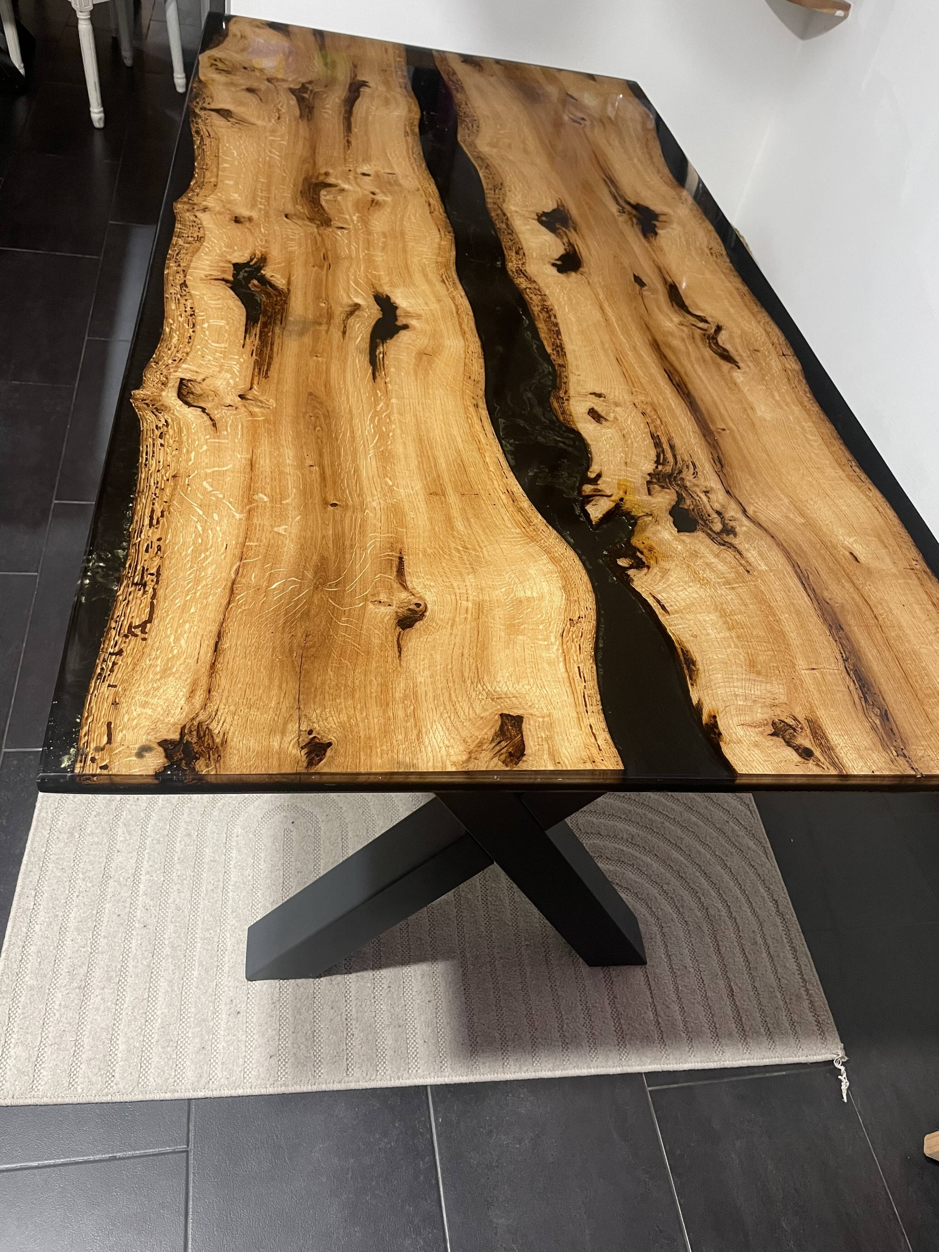 Oak resin table
