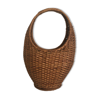 Braided wicker basket