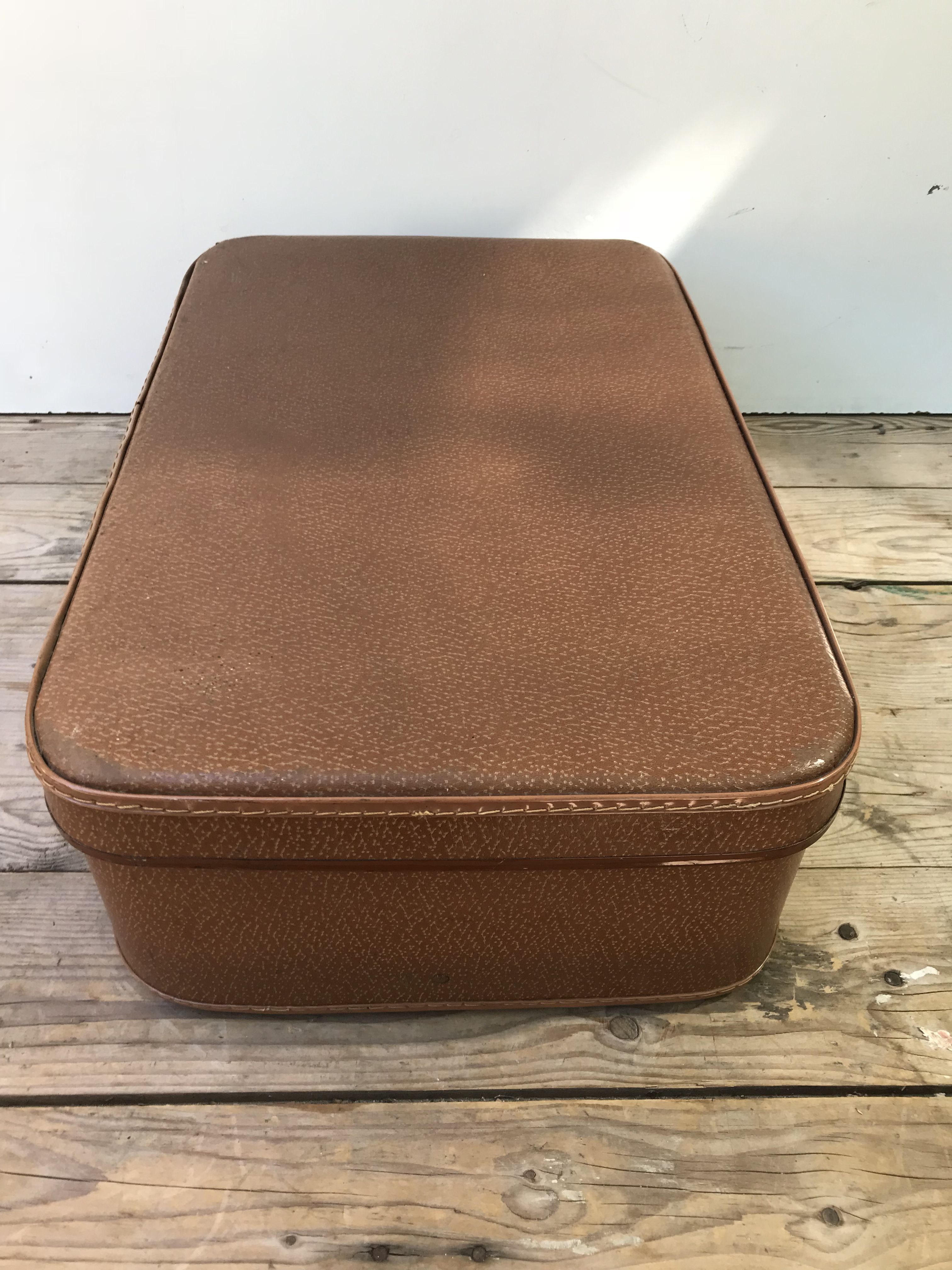 Old suitcase 70s vintage