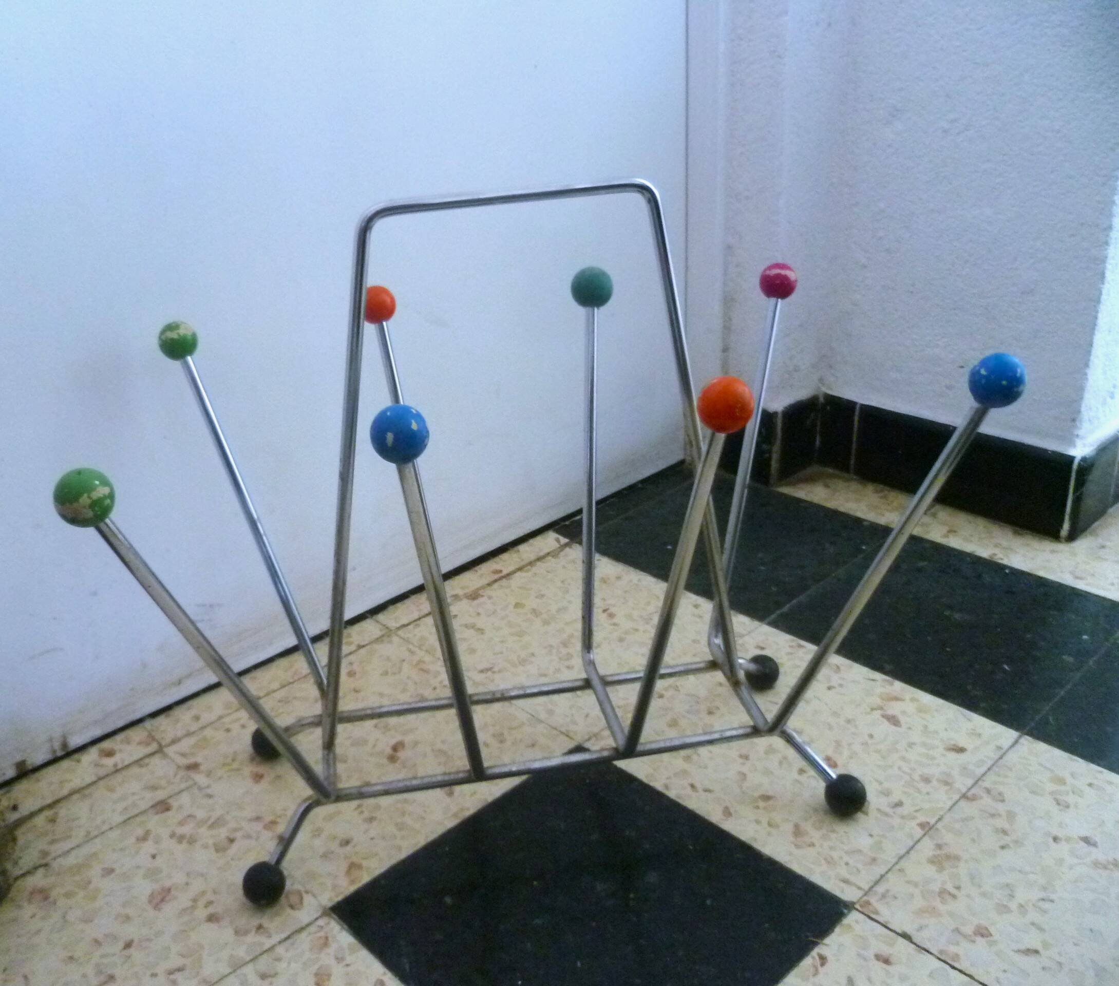 Space age atomic sputnik magazine rack, chrome with wooden balls 6