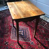 Walnut table XIXth