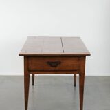Elegant and subtle antique French dining table made of fruitwood