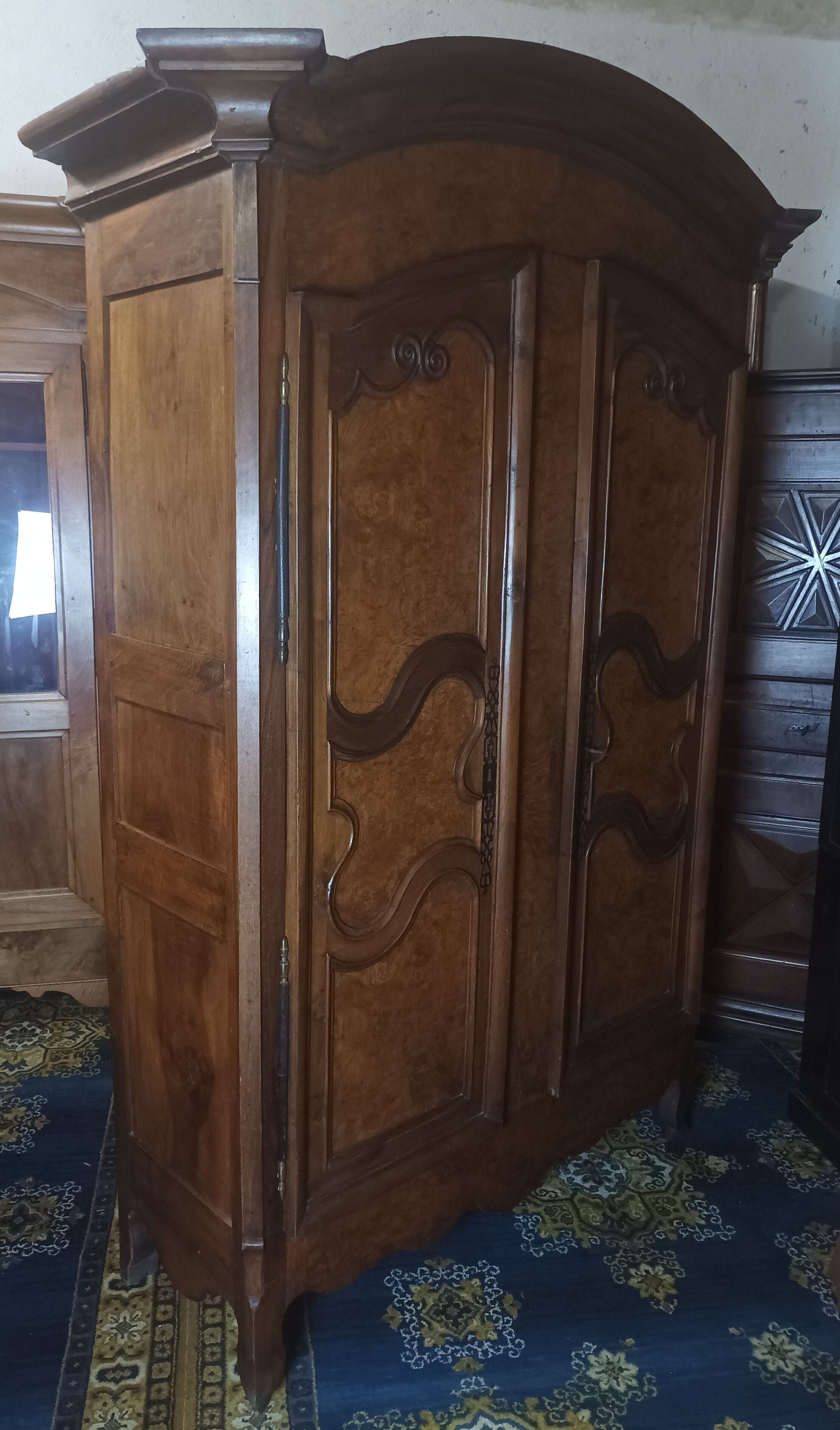 Transition wardrobe in 18th century walnut