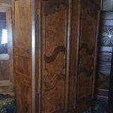 Transition wardrobe in 18th century walnut