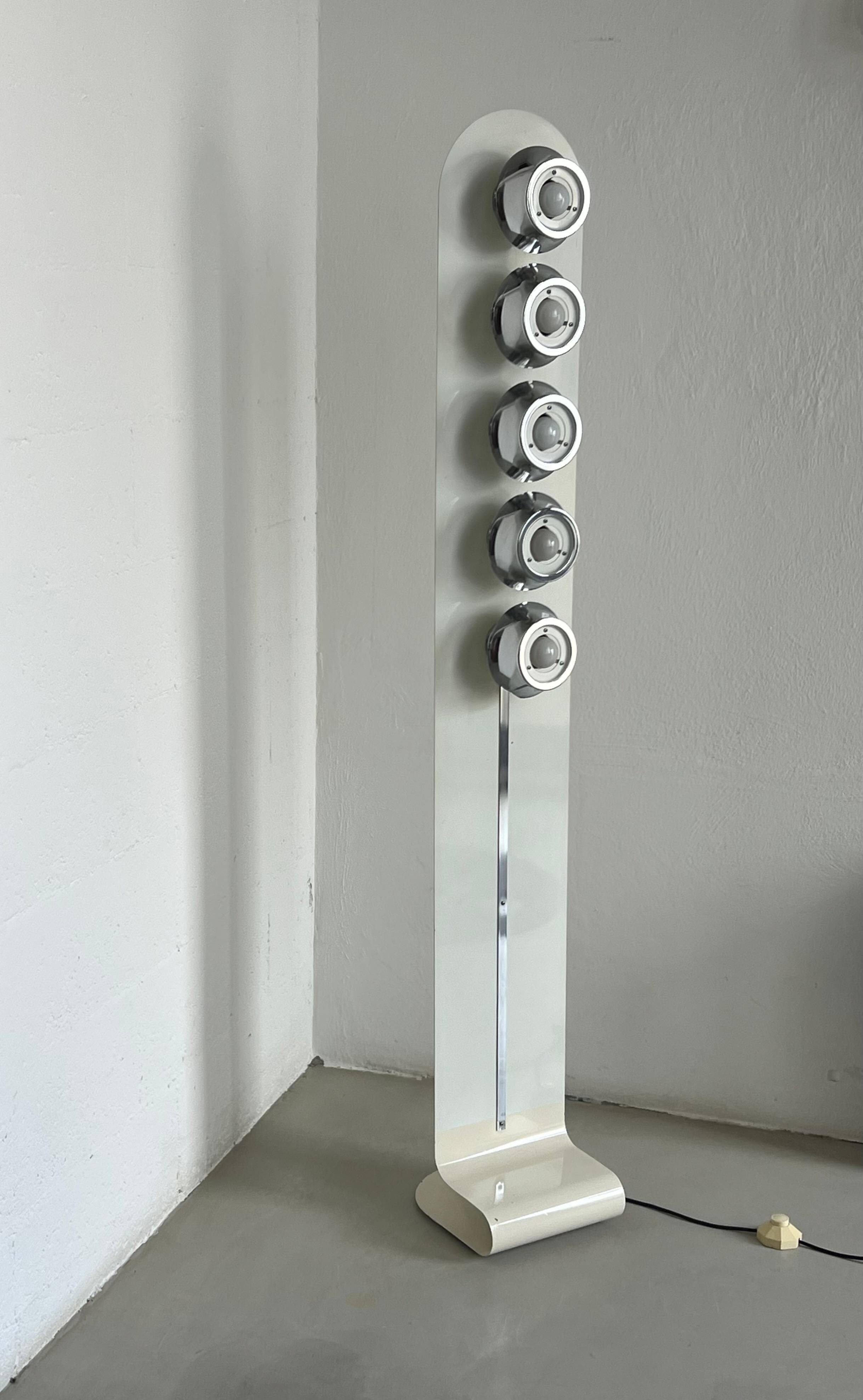 Vintage Italian Chromed Space Age "UfO" Floor Lamp in the Style of Reggiani