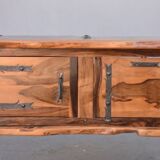 Bahut bar Brutaliste free form in olive tree