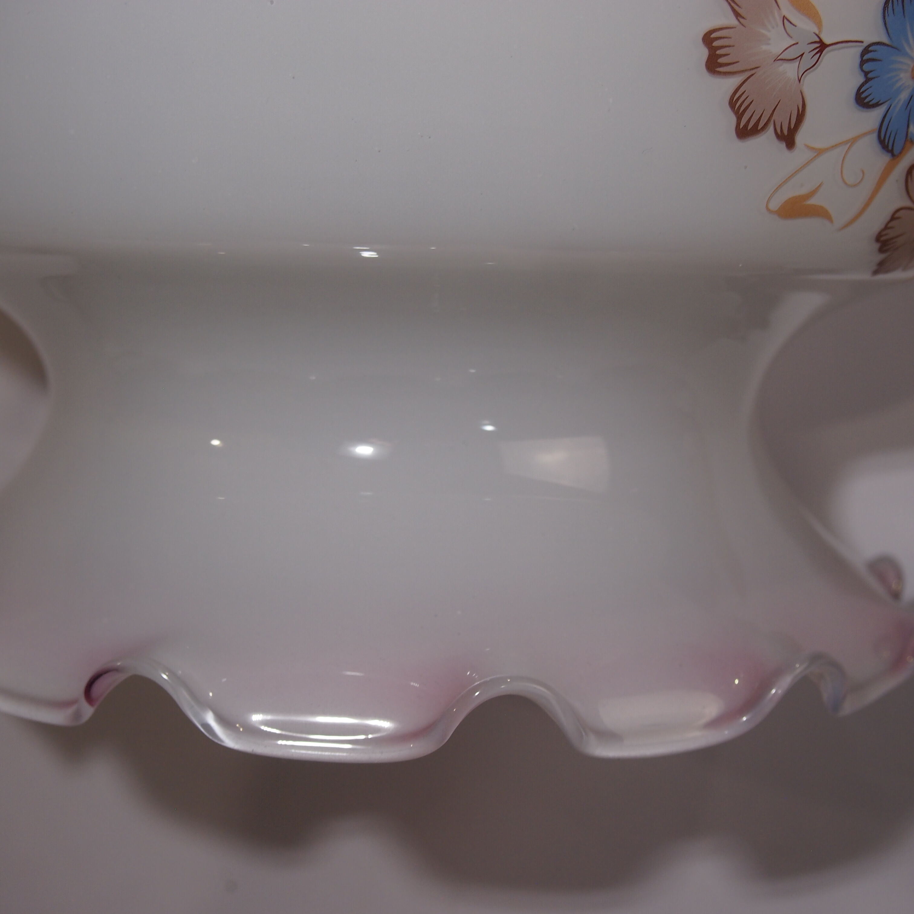 Opaline /vintage suspension