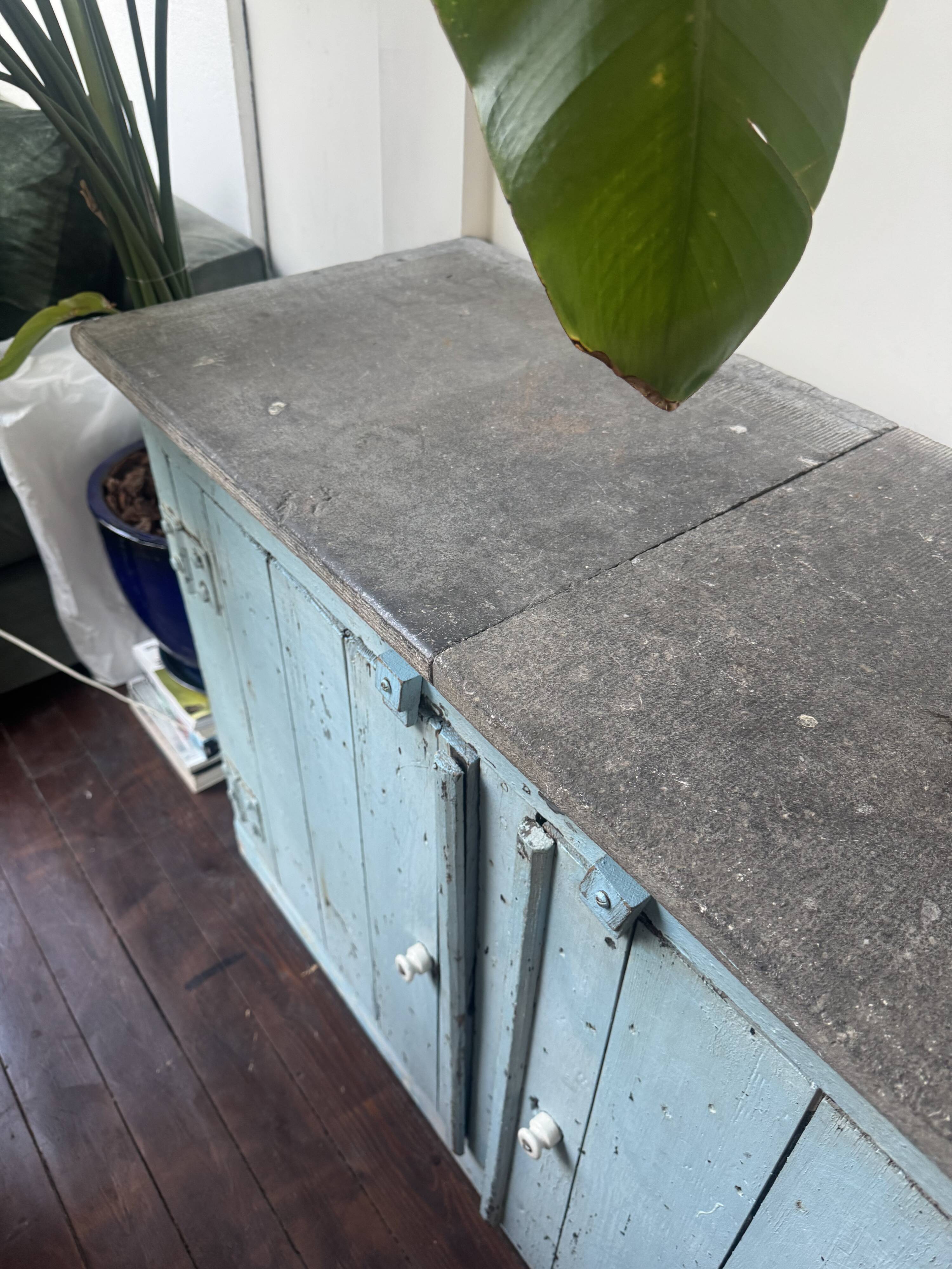 Antique fishmonger’s furniture – Solid stone top – Nearly century-old piece