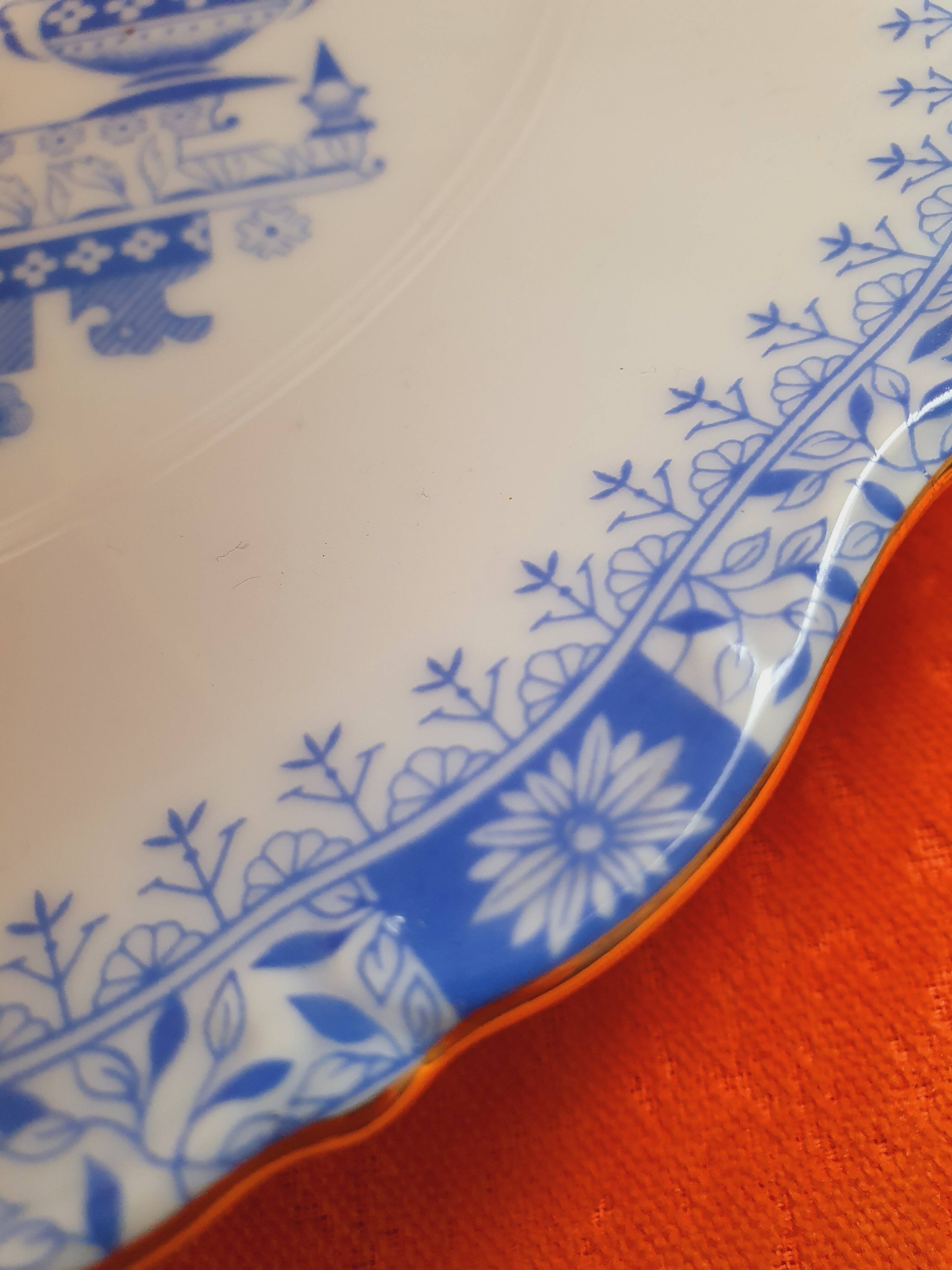Serving dish on the floor
