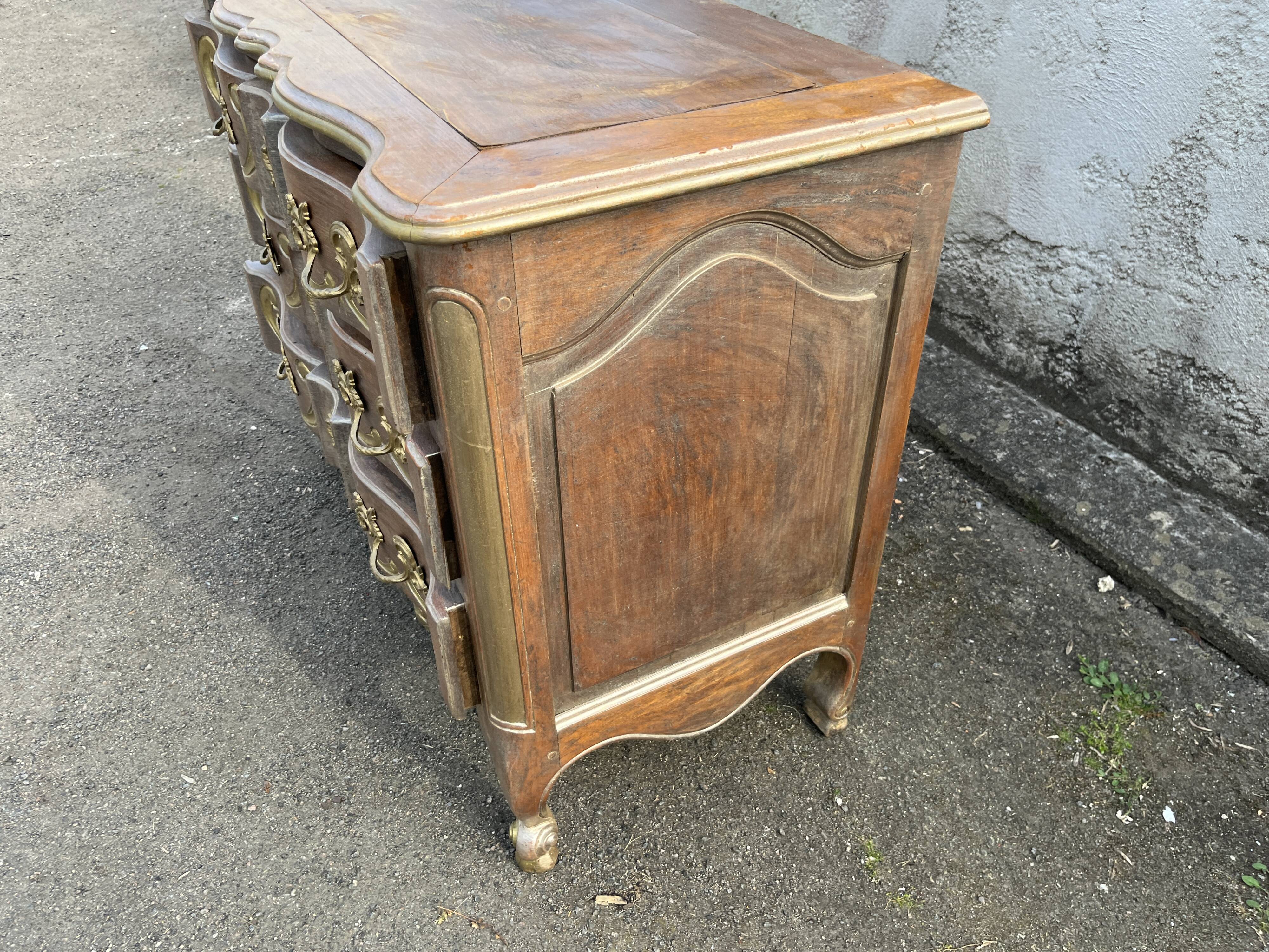 Antique crossbow commode in Louis XV style, walnut, with 3 drawers and gilded bronze fittings.