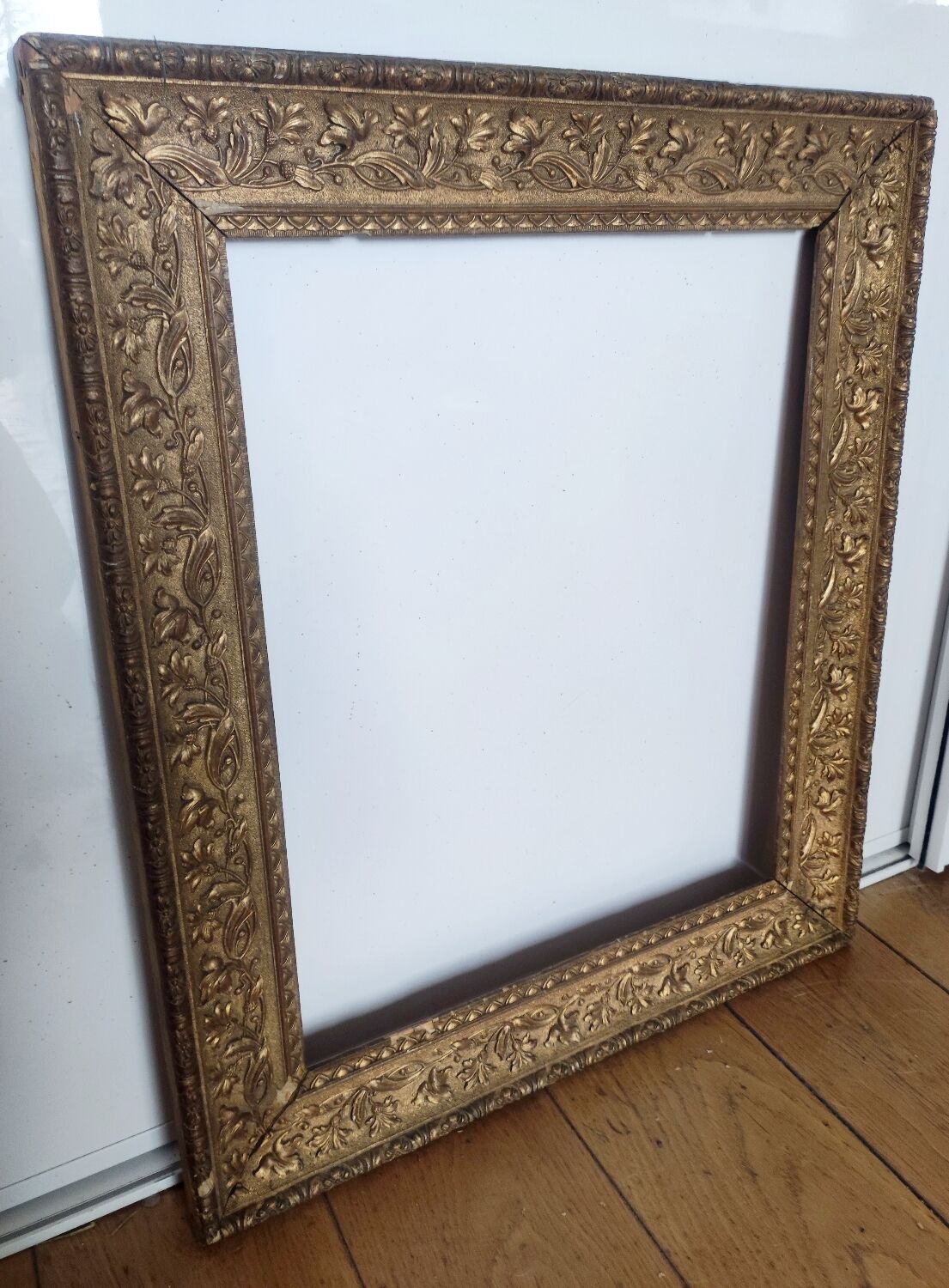 Old frame montparnasse 64x54 cm