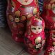 Ensemble de cinq poupées russes ou Matriochka