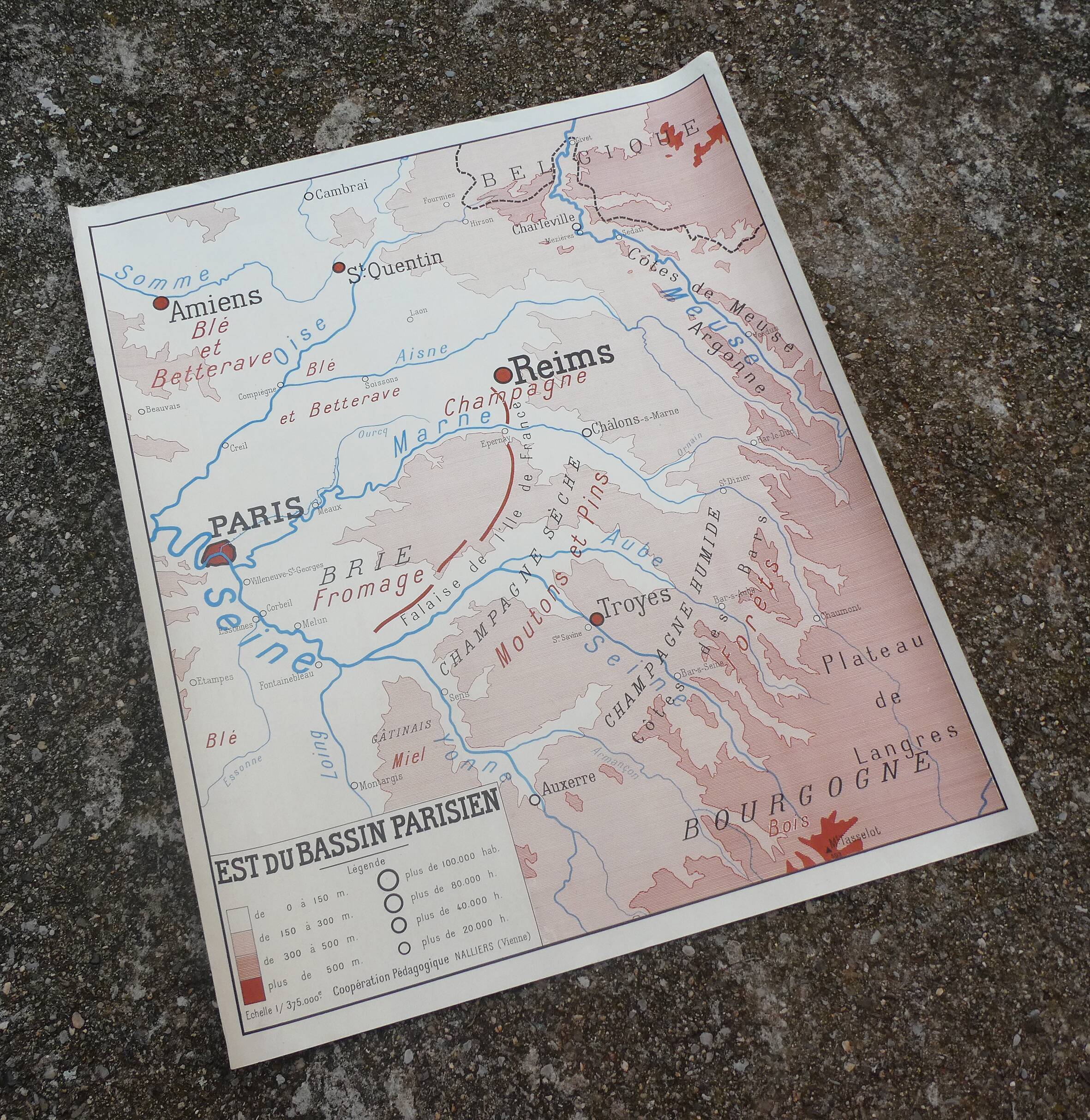 Old poster "East of the Paris basin / The middle Loire" - Rossignol