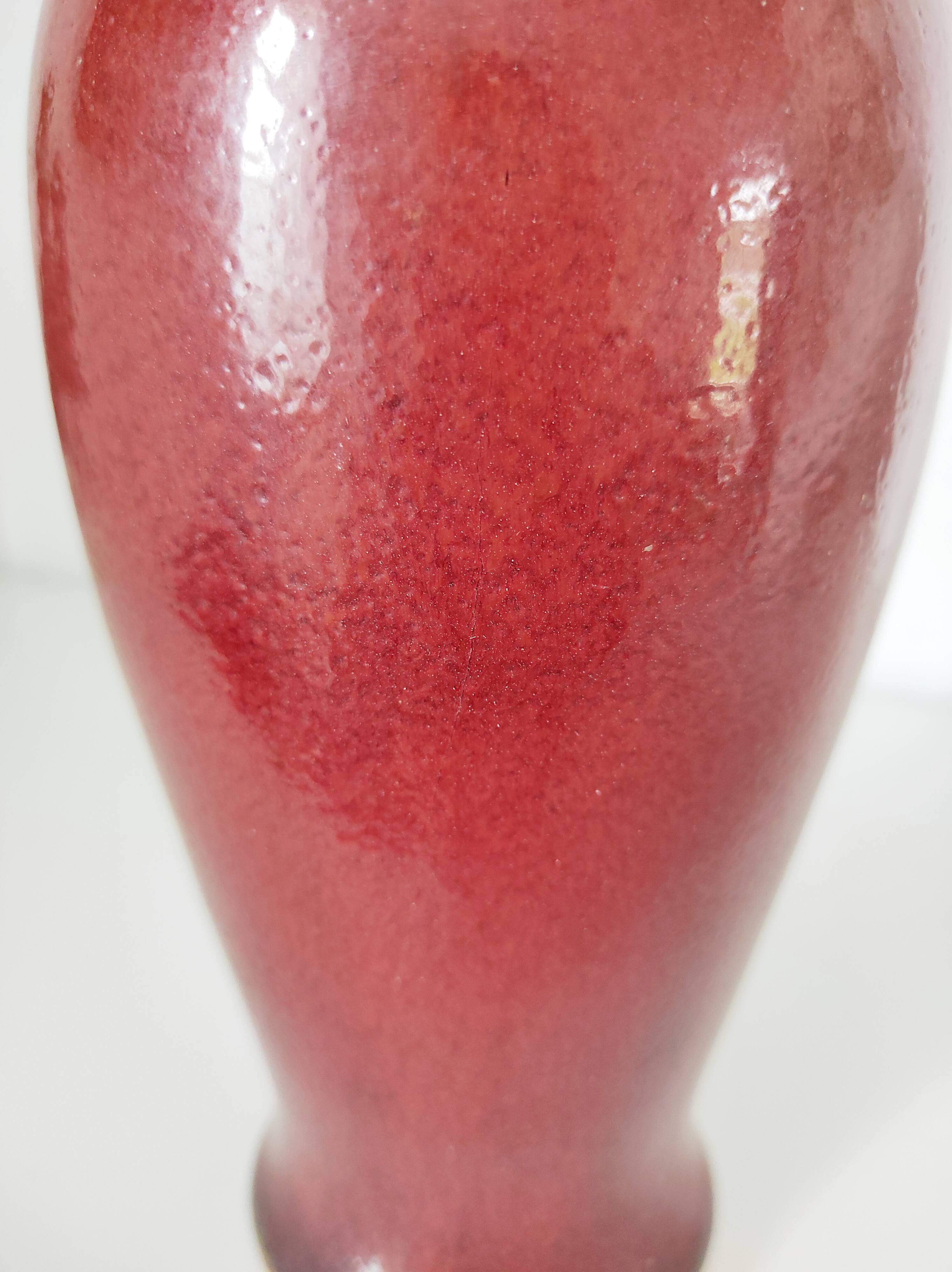 Chinese red ceramic vase 23 cm