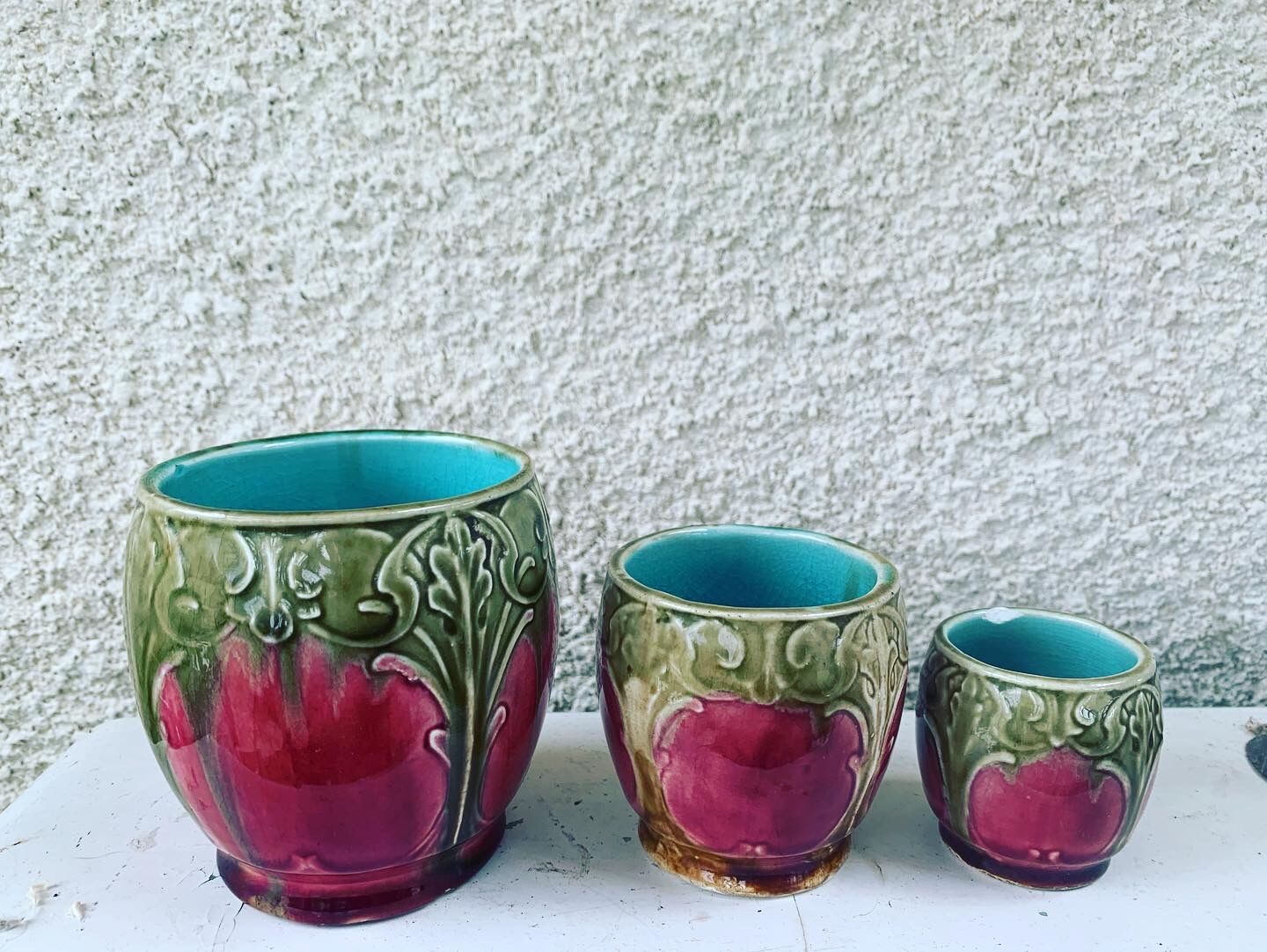 Set of art nouveau slurry consisting of a large dish and 3 small collector's jars