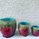 Ensemble de barbotines art nouveau composé d'un plat et de 3 pots collector