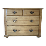 Old 4-drawer chest of drawers in solid pine