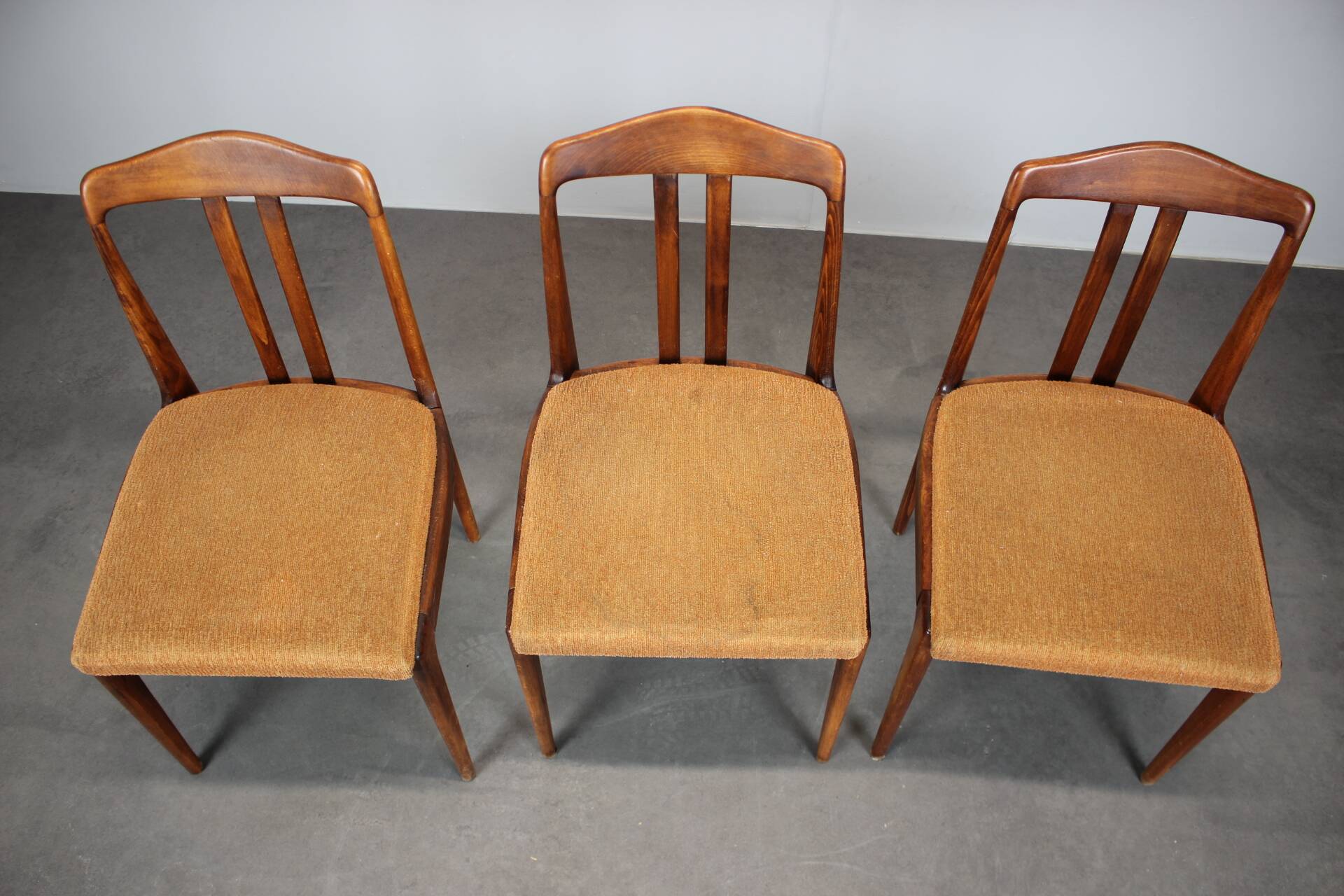 Ensemble de trois chaises de salle à manger des années 1970 par Drevotvar, Tchécoslovaquie