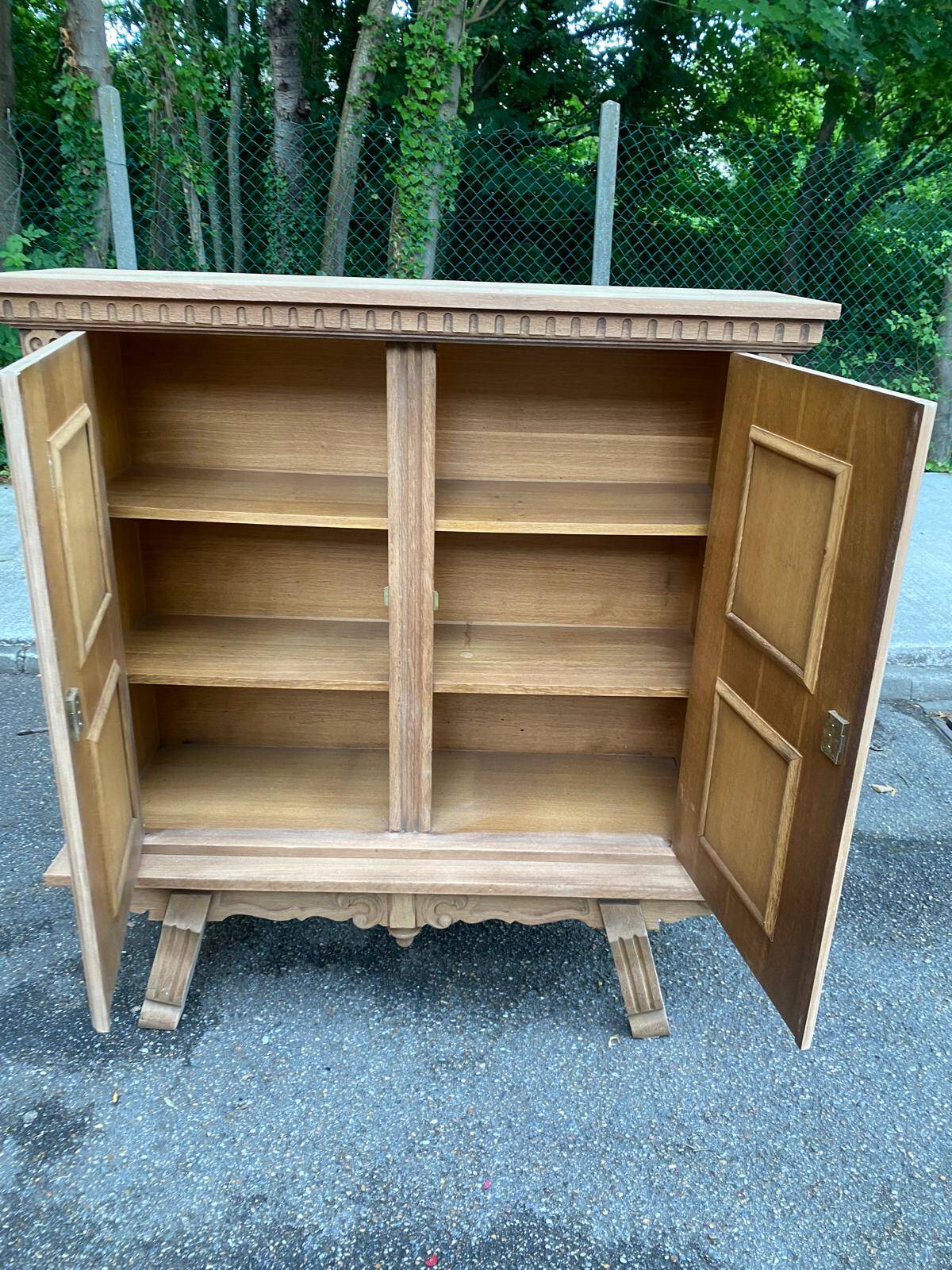 Buffet armoire renaissance espagnole rénovée en chêne 1930