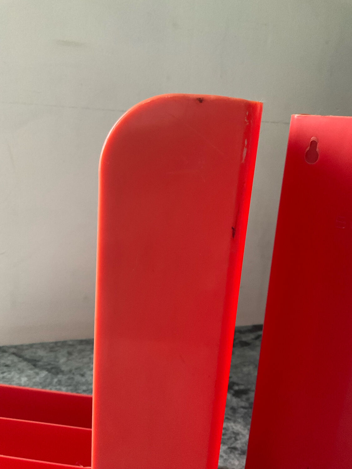 Pair of vinyl storage racks Boa Inter Holland from the 1970s.