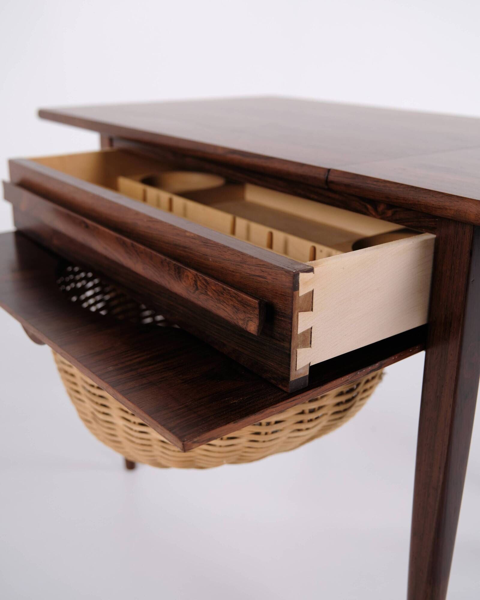 Foldable sewing table with drawer - Rosewood - Johannes Andersen - Silkeborg Furniture Factory - 1960s