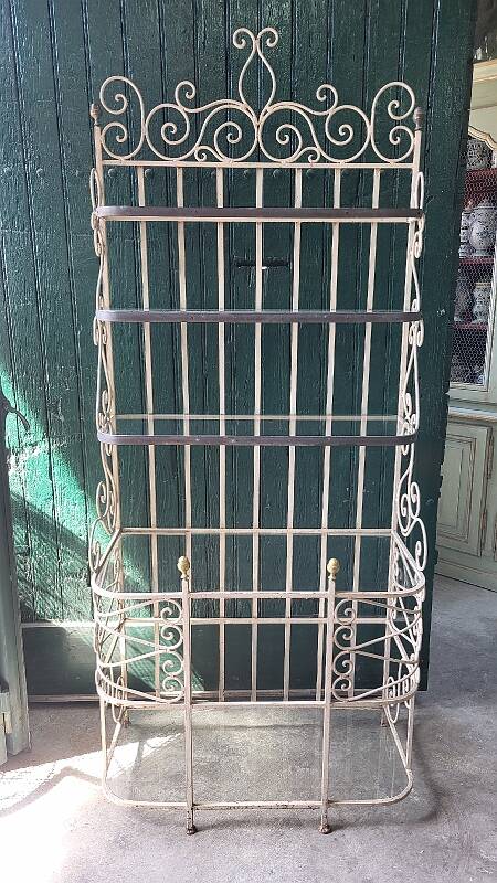 Etagere boulangere ancienne en fer forge a 5 niveaux