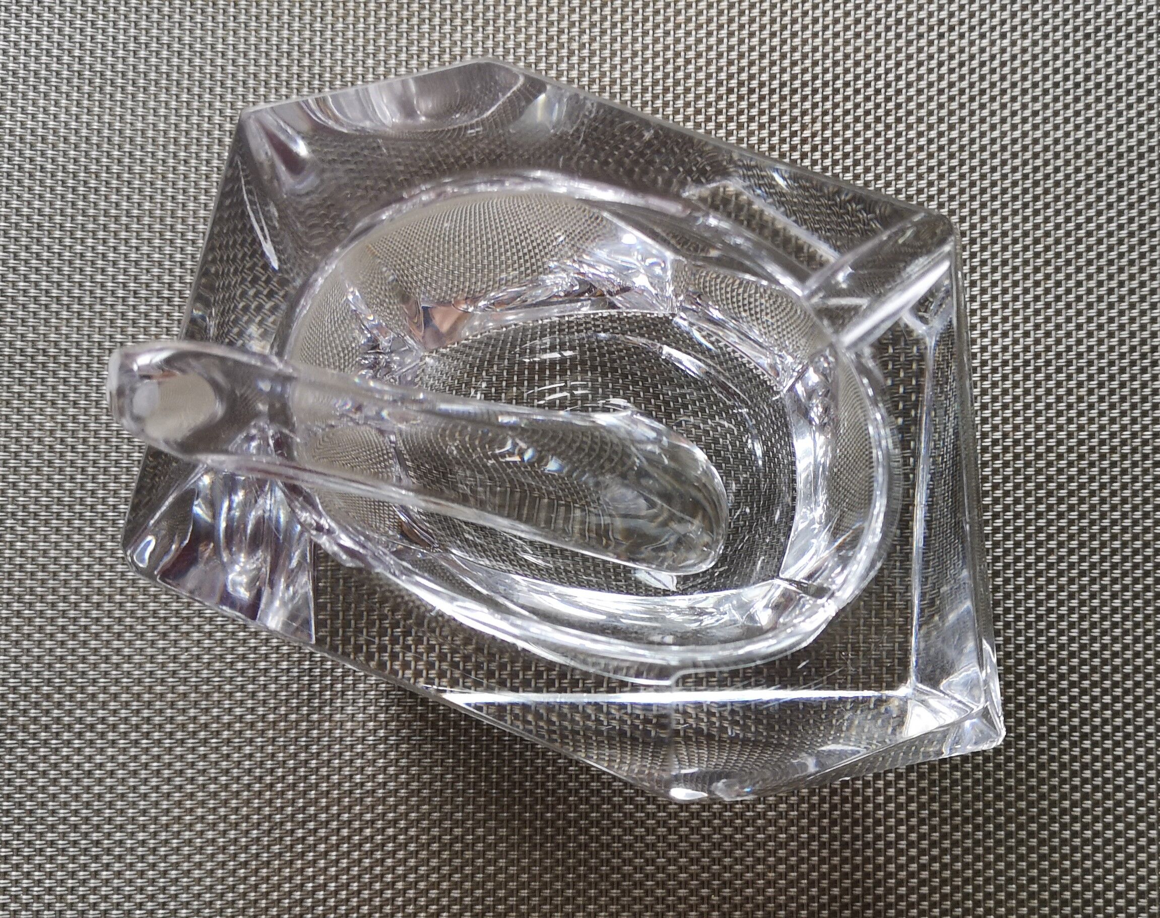Ashtray and pestle in Daum Crystal