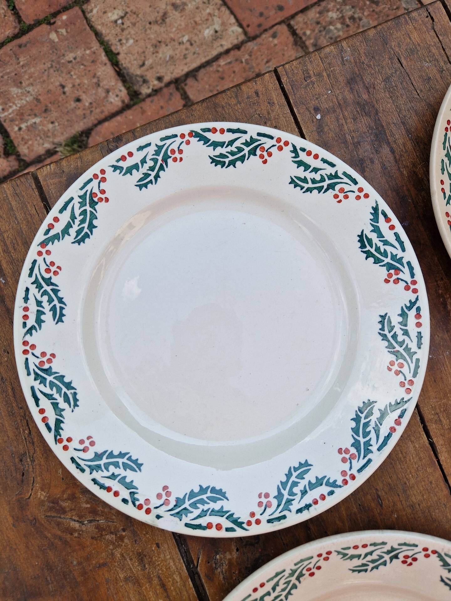 Lot De 7 Assiettes Plates Modèle Houx HB