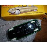 Miniature car Citroën DS 19