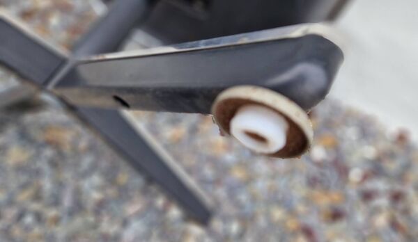 Chaise pivotante Charles Pollock pour Knoll