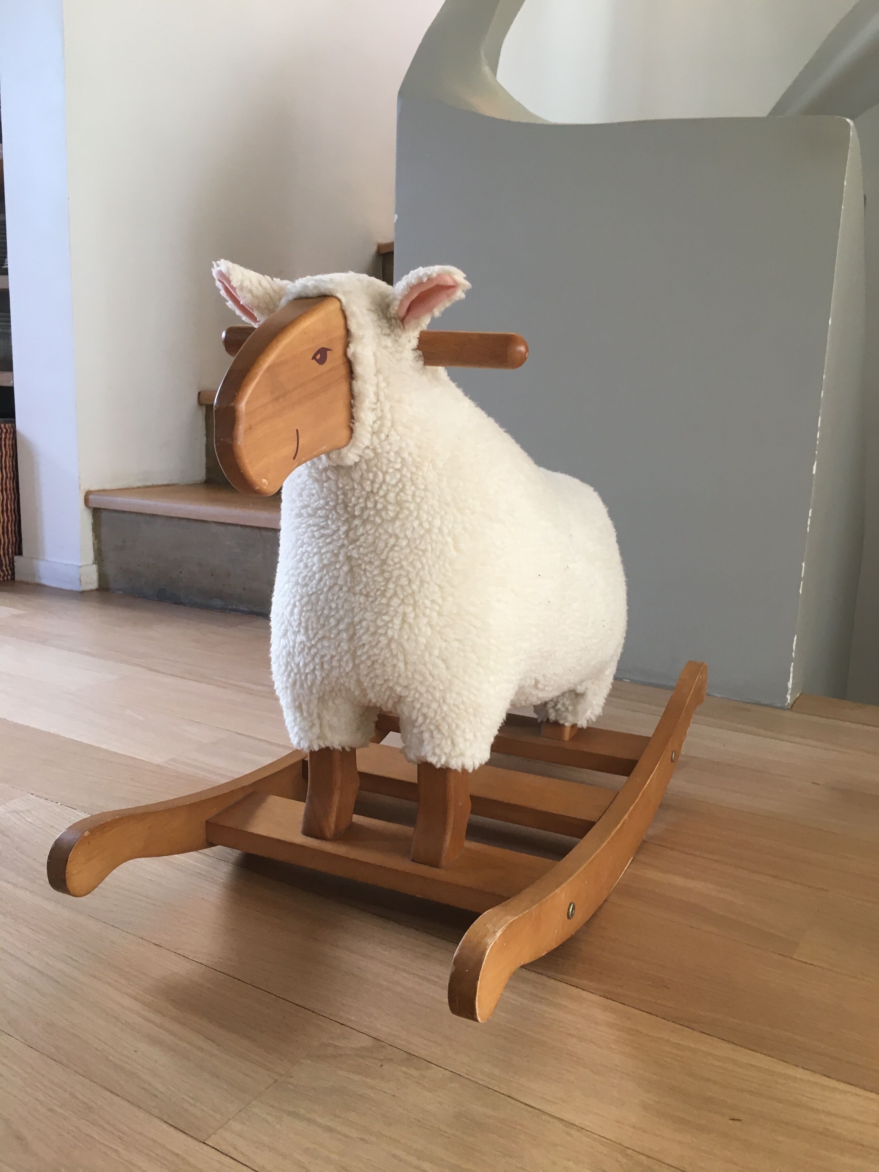 Rocking sheep